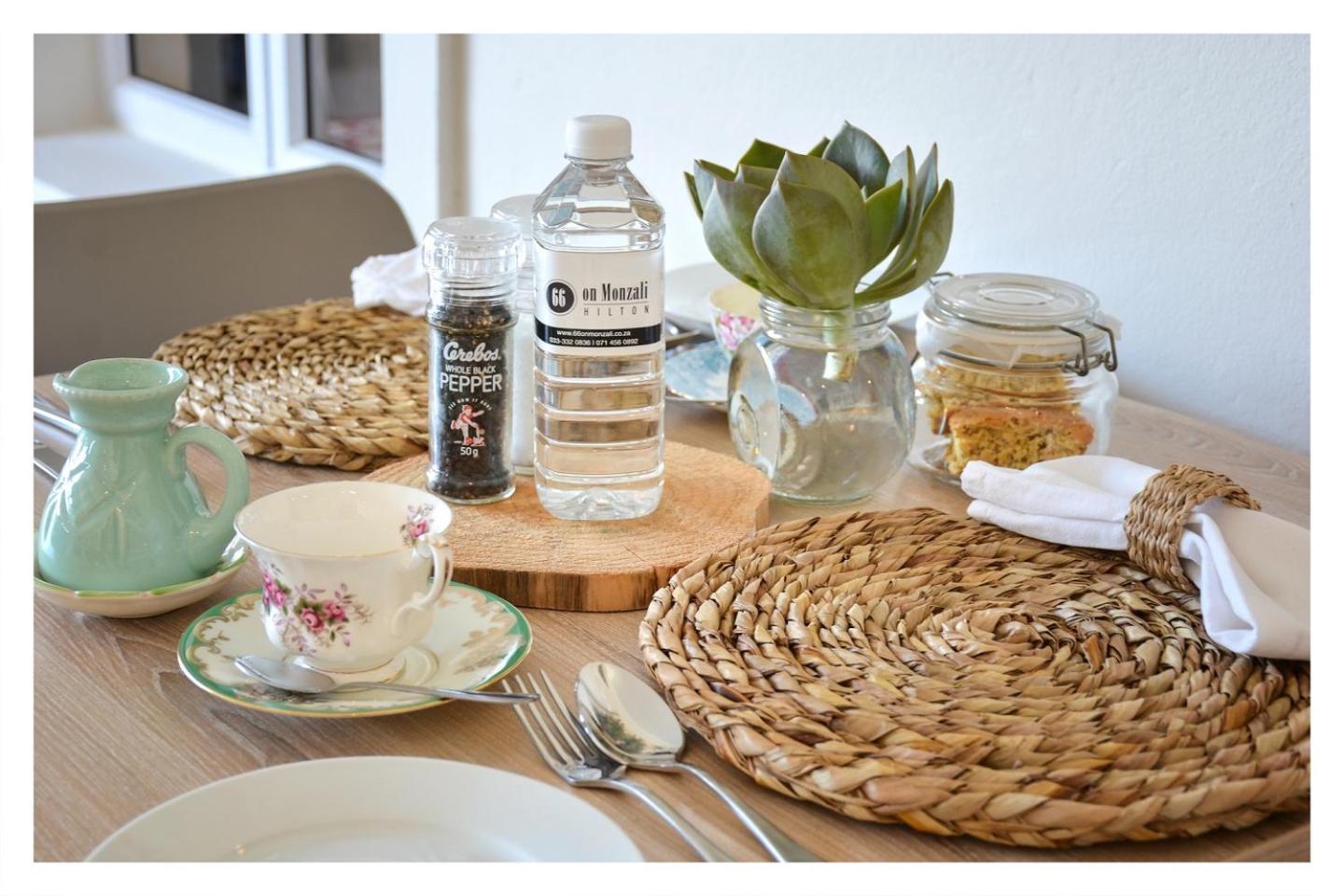 66 On Monzali 4 Star Luxury Guesthouse Hilton Luaran gambar